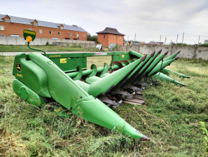 Жатка кукурузная John Deere 608C