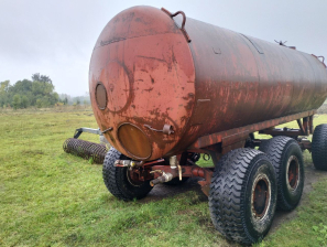 Прицеп бочка с помпой