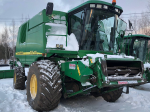 Зерноуборочный комбайн John Deere 9640i WTS,