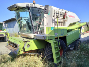 Зерноуборочный комбайн Claas Mega 370 2007