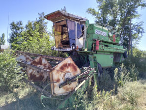 Комбайн зерноуборочный КЗС-3 Русь Таганрог 2004