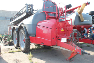 Опрыскиватель Horsch Leeb 12 TD