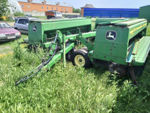 Сеялка John Deere 455