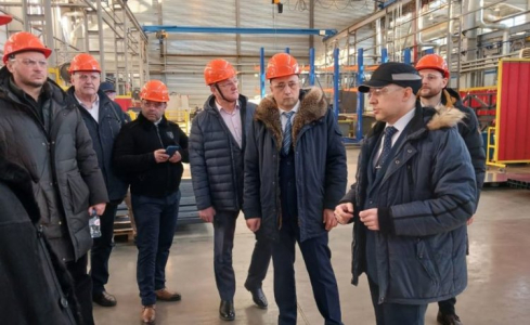 Делегация АПК Оренбургской области побывала на заводе по производству зерносушильного оборудования